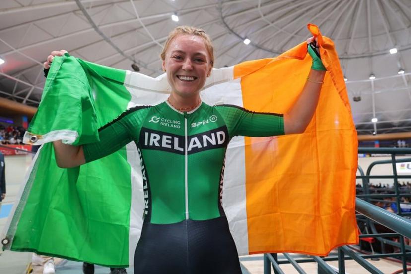 Ireland's #23 Lara Gillespie celebrates after winning the gold medal in the women's elimination race final event of the 2025 UCI Track World Championships at the Penalolen Velodrome, in Santiago on October 23, 2025.  Javier TORRES / AFP
