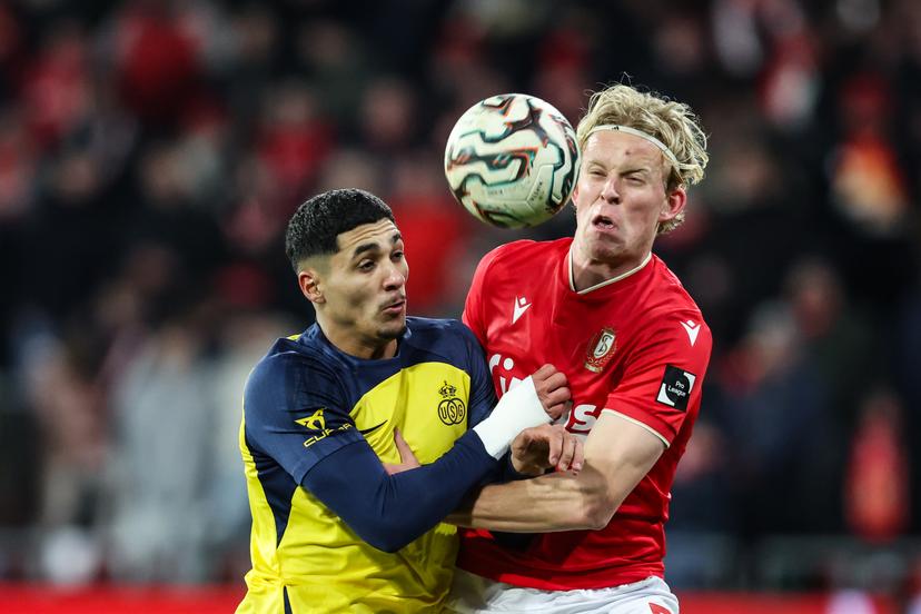 Union's Anan Khalaili and Standard's Gustav Mortensen fight for the ball during a soccer match between Standard de Liege and Royale Union Saint-Gilloise, Saturday 14 February 2026 in Liege, on day 25 of the 2025-2026 'Jupiler Pro League' first division of the Belgian championship. BELGA PHOTO BRUNO FAHY