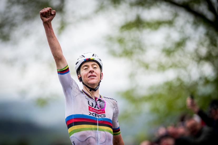 Slovenian Tadej Pogacar of UAE Team Emirates celebrates as he crosses the finish line to win the men's race of the 'La Fleche Wallonne', one day cycling race (Waalse Pijl - Walloon Arrow), 205,2 km from Ciney to Huy, Wednesday 23 April 2025. BELGA PHOTO JASPER JACOBS