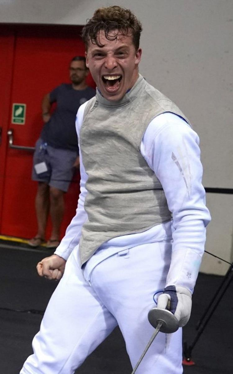 Belgium's Stef Van Campenhout reacts after winning against Czech Republic's Alexander Choupenitch during the Fencing - Men's Foil Individual competition at the European Games 2023 in Krakow on June 26, 2023.   JANEK SKARZYNSKI / AFP