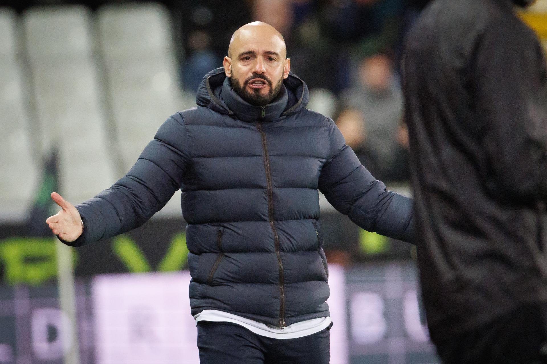 Cercle's head coach Onur Cinel pictured during a soccer match between Cercle Brugge KSV and RAAL La Louviere, Sunday 15 March 2026 in Brugge, on day 29 of the 2025-2026 'Jupiler Pro League' first division of the Belgian championship. BELGA PHOTO KURT DESPLENTER