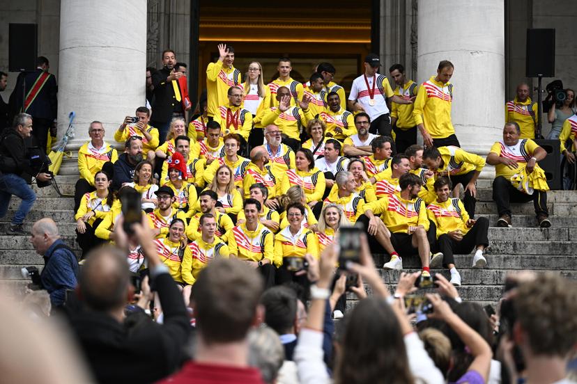 Belgium's paralympic team and staff pictured during a ceremony to honor the athletes that competed at the 2024 Summer Paralympic Games, on Monday 09 September 2024 at the Bourse - Beurs in the city center of Brussels. Belgium took home 14 medals, among which 7 gold, at the 17th Paralympics, which took place from 28 August to 8 September 2024 in Paris, France. BELGA PHOTO JASPER JACOBS