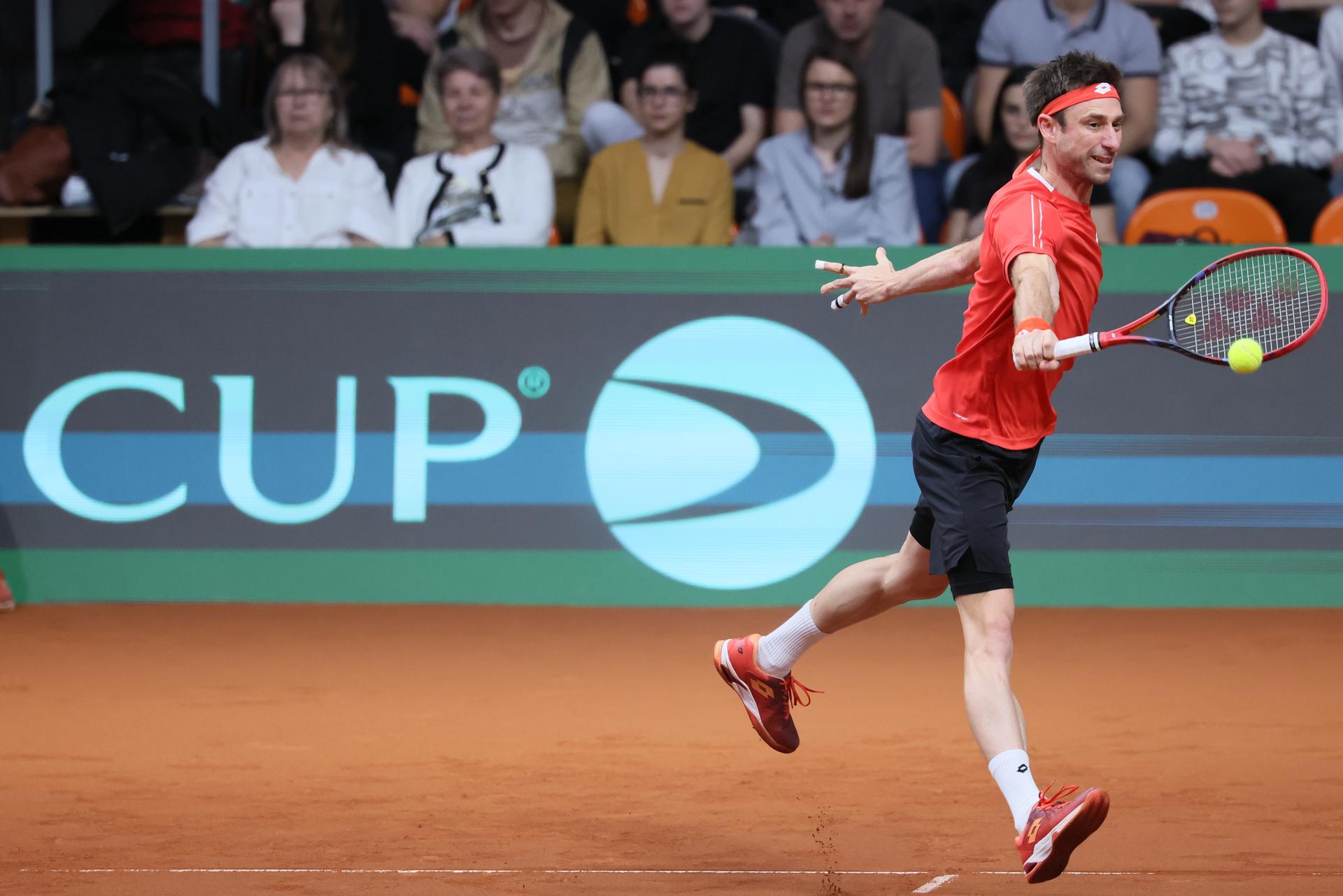 Belgian Sander Gille pictured in action duringa a doubles tennis match between Bulgarian Donski/Nesterov and Belgian Gille/Vliegen, match 3 of the qualifier of the Davis Cup on Sunday 08 February 2026, in Plovdiv, Bulgaria. Belgium will compete this weekend in the Davis Cup qualifiers against Bulgaria. BELGA PHOTO BENOIT DOPPAGNE