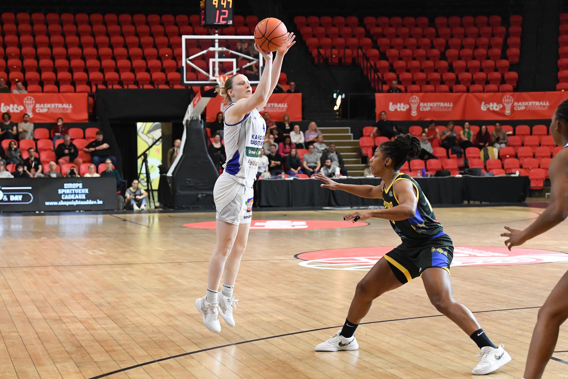 Mechelen's Renee Denys and Castors' Marcia Da Costa pictured in action during a basketball match between Kangoeroes Mechelen and Castors Braine, Saturday 08 March 2025 in Oostende, the final of the women's Belgian Basketball Cup. BELGA PHOTO JILL DELSAUX