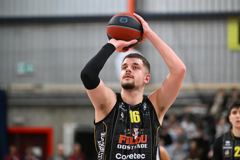 Oostende's Haris Bratanovic pictured in action during a basketball match between Limburg United and BC Oostende, Friday 13 February 2026 in Hasselt, on day 19 of the 'BNXT League' Belgian/ Dutch first division basket championship. BELGA PHOTO JILL DELSAUX