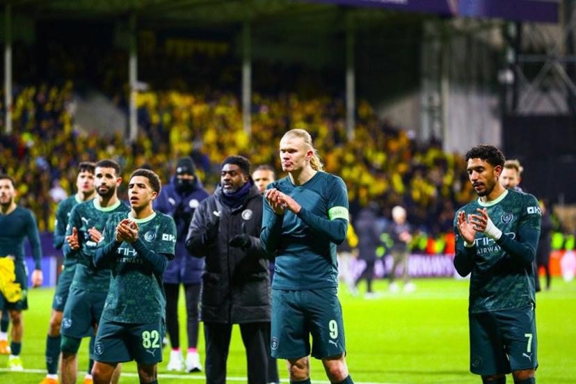 Manchester City's players greet their fans after the UEFA Champions League, league Phase - day 7 football match between Bodoe/Glimt and Manchester City in Bodoe, Norway on January 20, 2026.  Mats Torbergsen / NTB / AFP