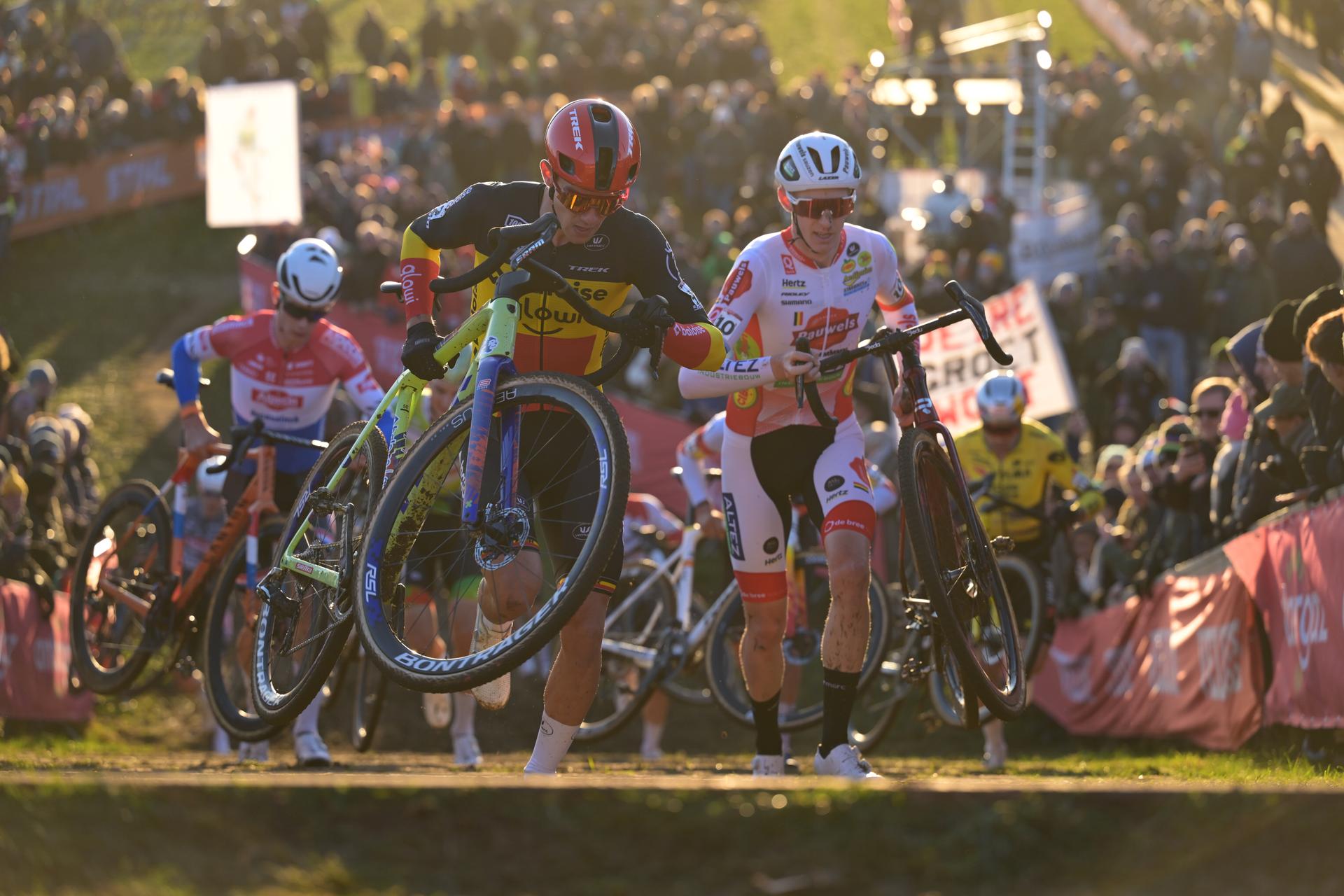 Belgian Thibau Nys pictured in action at the men's elite race at the World Cup cyclocross cycling event in Dendermonde, Belgium, stage 8 (out of 12) of the UCI World Cup cyclocross competition, Sunday 28 December 2025. BELGA PHOTO DAVID PINTENS