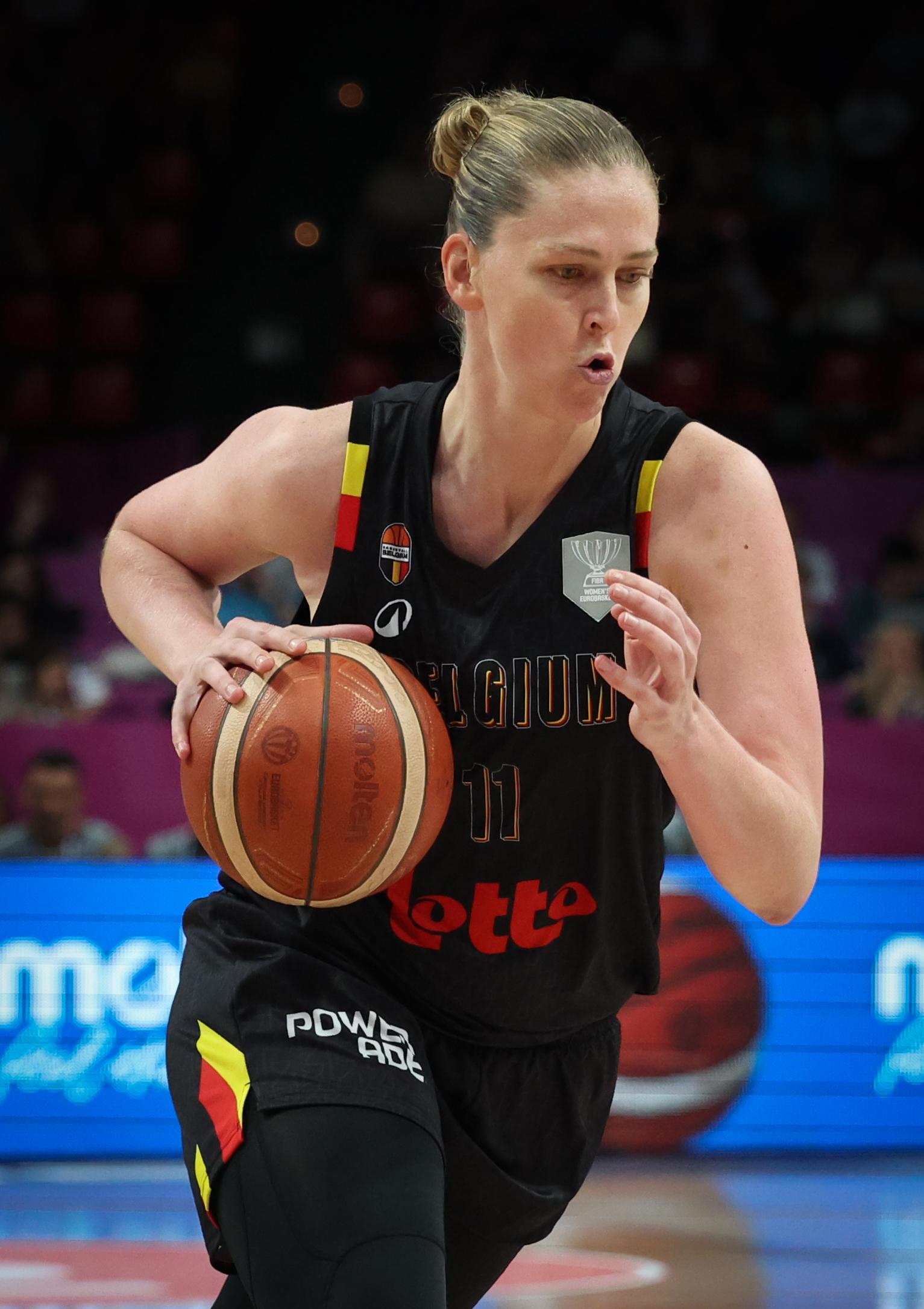 Belgium's Emma Meesseman fights for the ball during a basketball match between Spain and Belgian national team 'the Belgian Cats' on Sunday 29 June 2025 in Piraeus, Greece, the final of the FIBA Women's EuroBasket 2025. BELGA PHOTO VIRGINIE LEFOUR