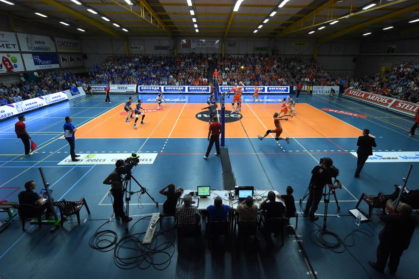 20150501 - ZELLIK, BELGIUM: Illustration picture taken during the fourth game of the Play Off of the Ethias Volley League competition between Asse-Lennik and Knack Roeselare, Friday 01 May 2015, in Zellik. BELGA PHOTO LUC CLAESSEN