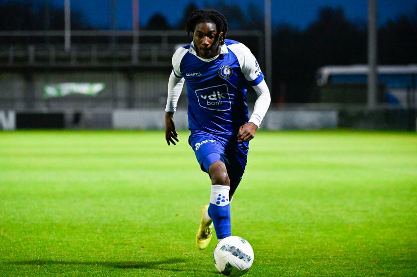 Jong KAA Gent's Justin Dorcelus Munezero pictured in action during a match between Jong KAA Gent and KFC Dessel Sport, in the Belgian National Division 1 (Eerste Nationale) at the Chillax Arena in Oostakker, Gent, Saturday 13 April 2024. BELGA PHOTO TOM GOYVAERTS