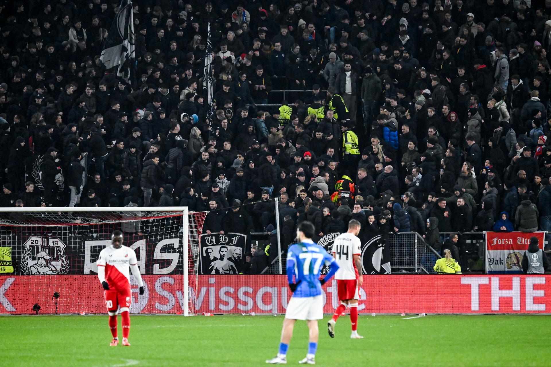 FC Utrecht's fans and pictured during a soccer game between Dutch soccer club FC Utrecht and Belgian KRC Genk, on Thursday 22 January 2026 in Utrecht, Netherlands, the seventh game (out of 8) in the league phase of the UEFA Europa League competition. BELGA PHOTO TOM GOYVAERTS