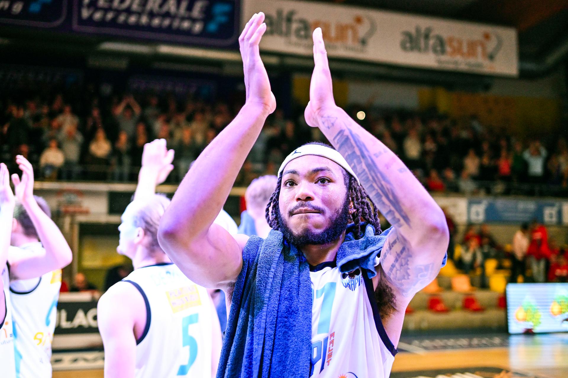 Aalst's Dante Maddox Jr. celebrates after winning a basketball match between Spirou Charleroi and Okapi Aalst, Saturday 22 November 2025 in Aalst, on day 9 of the 'BNXT League' Belgian/ Dutch first division basket championship. BELGA PHOTO TOM GOYVAERTS