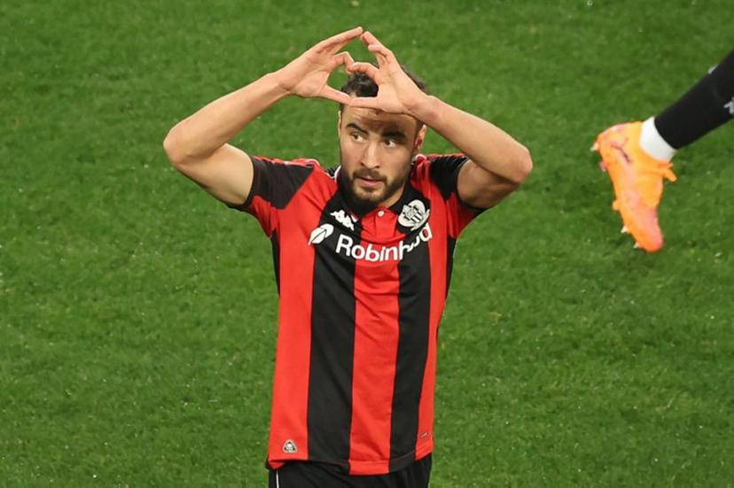 Nice's Belgian midfielder #24 Charles Vanhoutte celebrates after scoring a first goal during the UEFA Europa League, football match between Nice and Go Ahead Eagles at the Grand Stade de Nice stadium, on January 22, 2026.  Valery HACHE / AFP