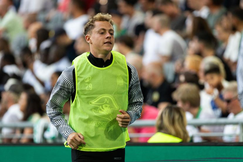 ſan Rogelj of Charleroi warming up during a soccer game between Swedish soccer team Hammarby and Belgian soccer team Sporting Charleroi, in Stockholm, Wednesday 23 July 2025, in the second qualifying round (1st leg) of the 2025-2026 UEFA Europa League. BELGA PHOTO MICHAEL CAMPANELLA