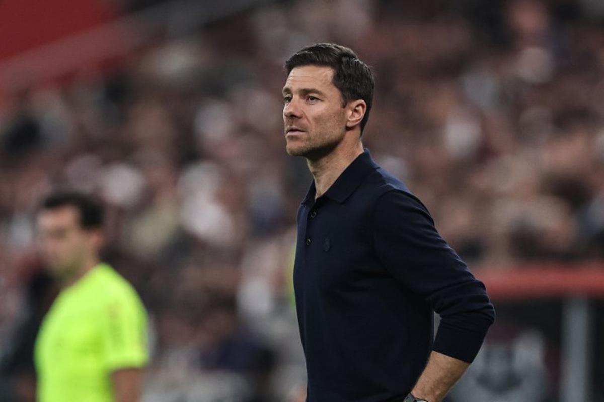 Real Madrid's Spanish coach Xabi Alonso reacts during the Spanish Super Cup final football match between FC Barcelona and Real Madrid at the King Abdullah Stadium in Jeddah on January 11, 2026.  Fadel SENNA / AFP