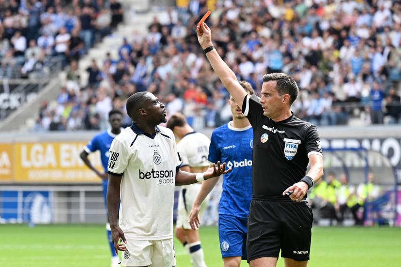 Club's Carlos Forbs receives a red card from referee Erik Lambrechts a soccer match between KAA Gent and Club Brugge, Sunday 30 August 2026 in Gent, on day 4 of the 2026-2027 'Jupiler Pro League' first division of the Belgian championship. BELGA PHOTO KURT DESPLENTER