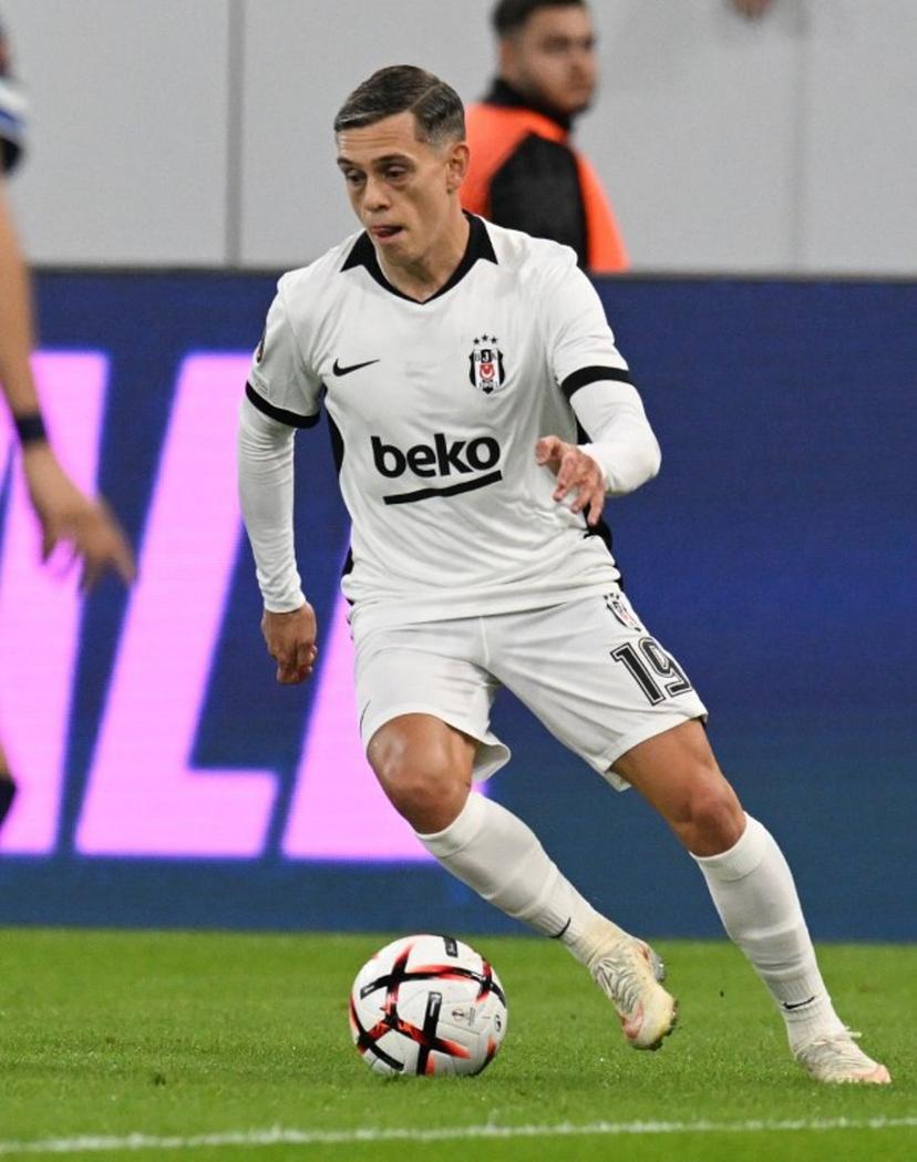 Besiktas' Belgian midfielder #19 Leandro Trossard controls the ball during the UEFA Europa League  football match between Hoffenheim and Besiktas in Sinsheim, southern Germany, on October 15, 2026.  THOMAS KIENZLE / AFP