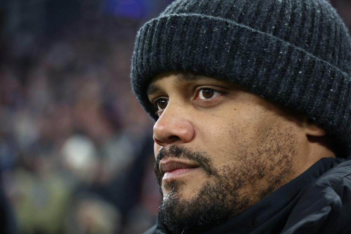 Bayern Munich's Belgian head coach Vincent Kompany looks on during the German first division Bundesliga football match between Hamburger SV and FC Bayern Munich in Hamburg, northern Germany on January 31, 2026.  Ibrahim OT / AFP