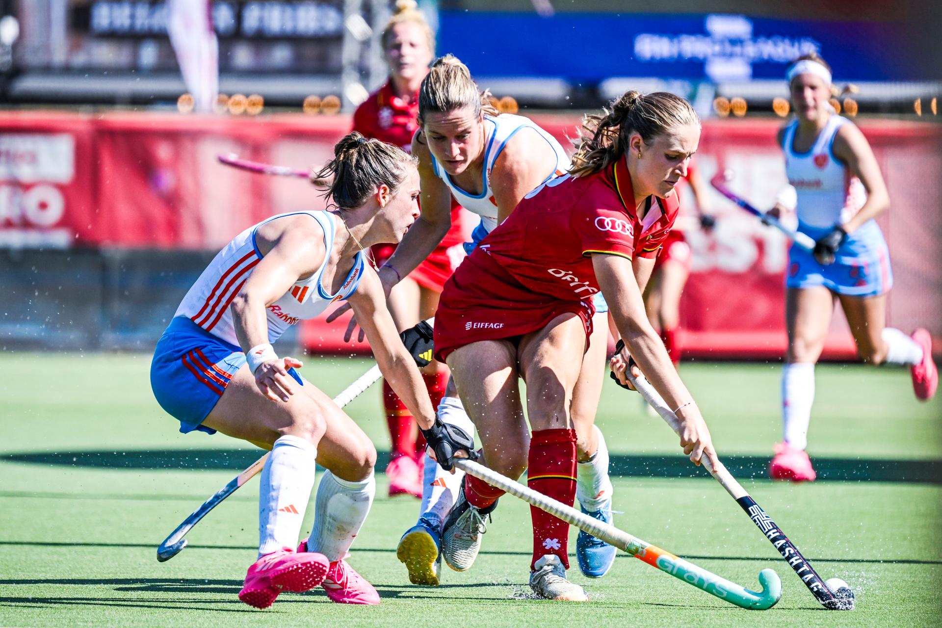 Belgium's Lisa Moors pictured in action during a hockey game between Belgian national team Red Panthers and The Netherlands, match 16/16 in the group stage of the 2025 women's FIH Pro League, Sunday 29 June 2025 in Antwerp. BELGA PHOTO TOM GOYVAERTS