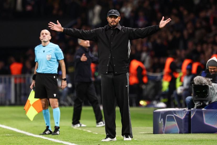 Bayern Munich's Belgian head coach Vincent Kompany gestures during the UEFA Champions League, league phase day 4, football match between Paris Saint-Germain (PSG) and FC Bayern Munich at the Parc des Princes in Paris, on November 4, 2025.  FRANCK FIFE / AFP