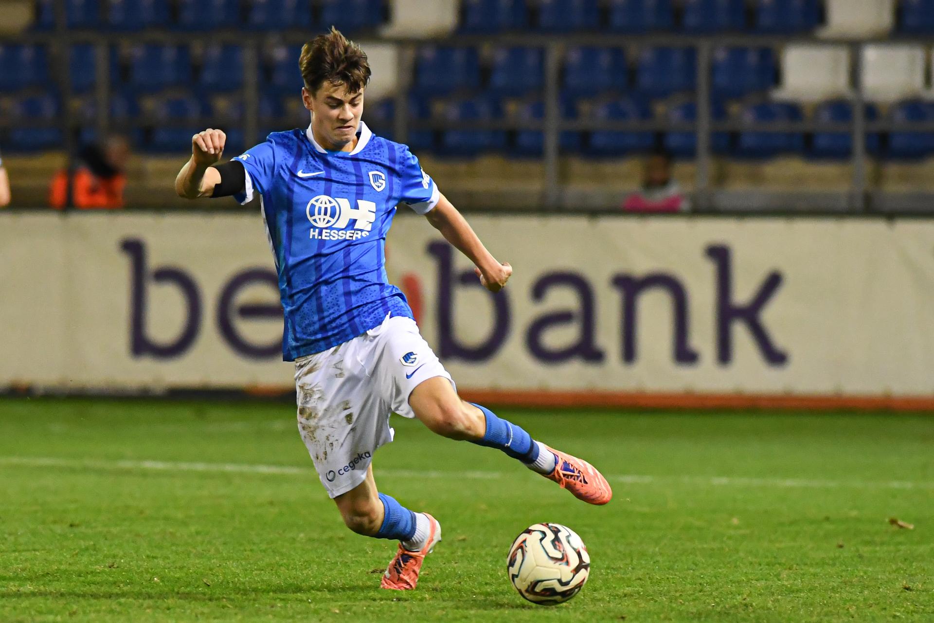 Jong Genk's August De Wannemacker pictured in action during a soccer game between Jong Genk and RSCA Futures, Tuesday 09 December 2025 in Geel, on day 13 of the 2025-2026 'Challenger Pro League' 1B second division of the Belgian championship. BELGA PHOTO JILL DELSAUX