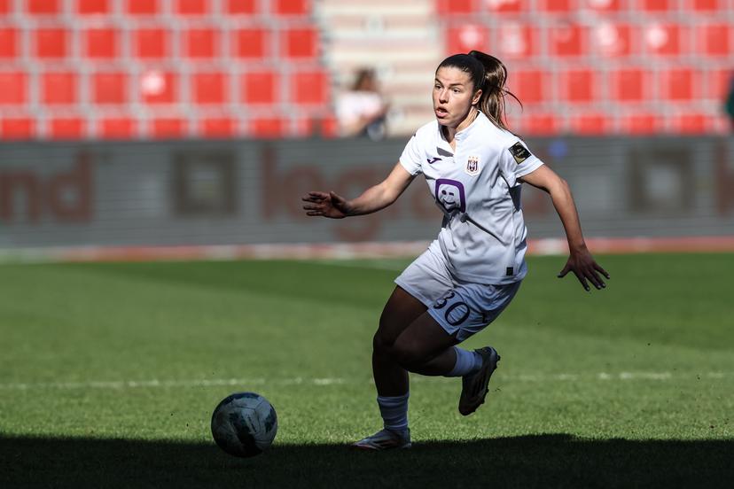 Anderlecht's Luna Vanzeir pictured in action during a female soccer game between Standard Femina and RSCA Women, Saturday 08 March 2025 in Liege, on day 18 of the 2024 - 2025 season of Belgian Lotto Womens Super League. BELGA PHOTO BRUNO FAHY
