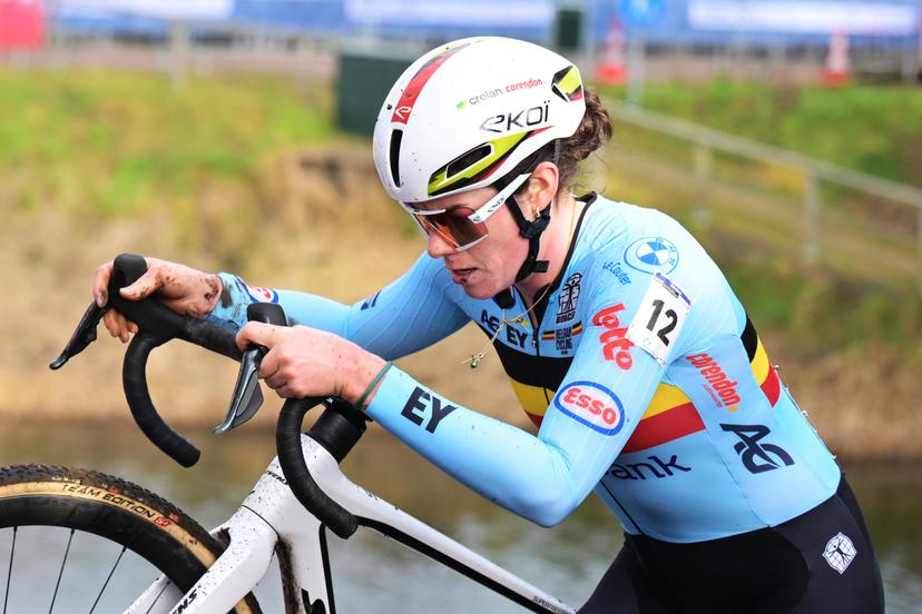 Belgian Marion Norbert Riberolle pictured in action during the elite women race at the UCI Cyclocross World Championships, on Saturday 31 January 2026, in Hulst, The Netherlands. BELGA PHOTO DAVID PINTENS
