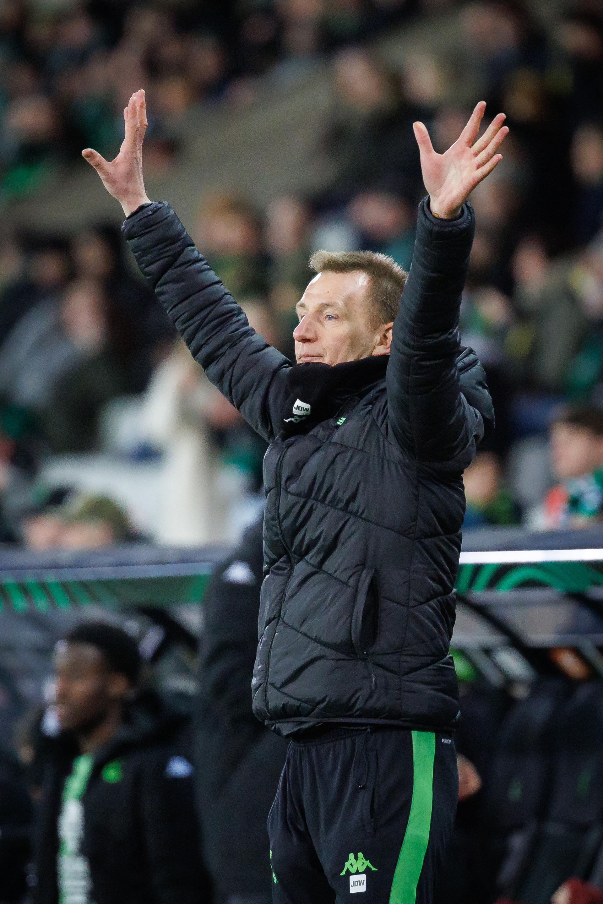 Cercle's assistant coach Jimmy De Wulf pictured during a soccer game between Belgian Cercle Brugge KSV and Polish Jagiellonia Bialystok, the return leg of the round of 16 of the UEFA Conference League tournament, Thursday 13 March 2025 in Brugge. Cercle lost 0-3 the first leg. BELGA PHOTO KURT DESPLENTER
