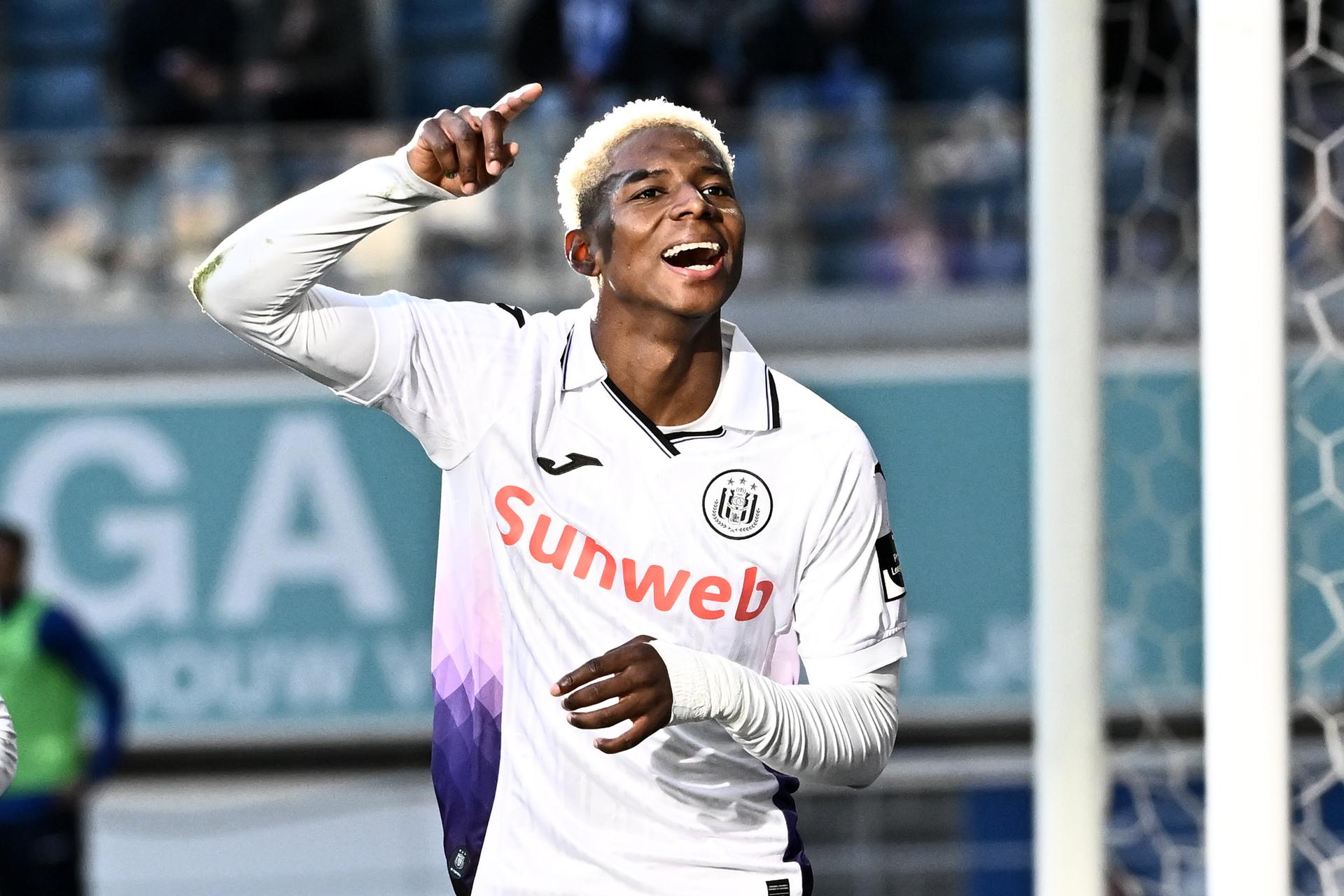 Anderlecht's Nilson Angulo celebrates after scoring the 1-2 goal during a soccer match between KAA Gent and RSC Anderlecht, Sunday 18 January 2026 in Gent, on day 21 of the 2025-2026 'Jupiler Pro League' first division of the Belgian championship. BELGA PHOTO MAARTEN STRAETEMANS