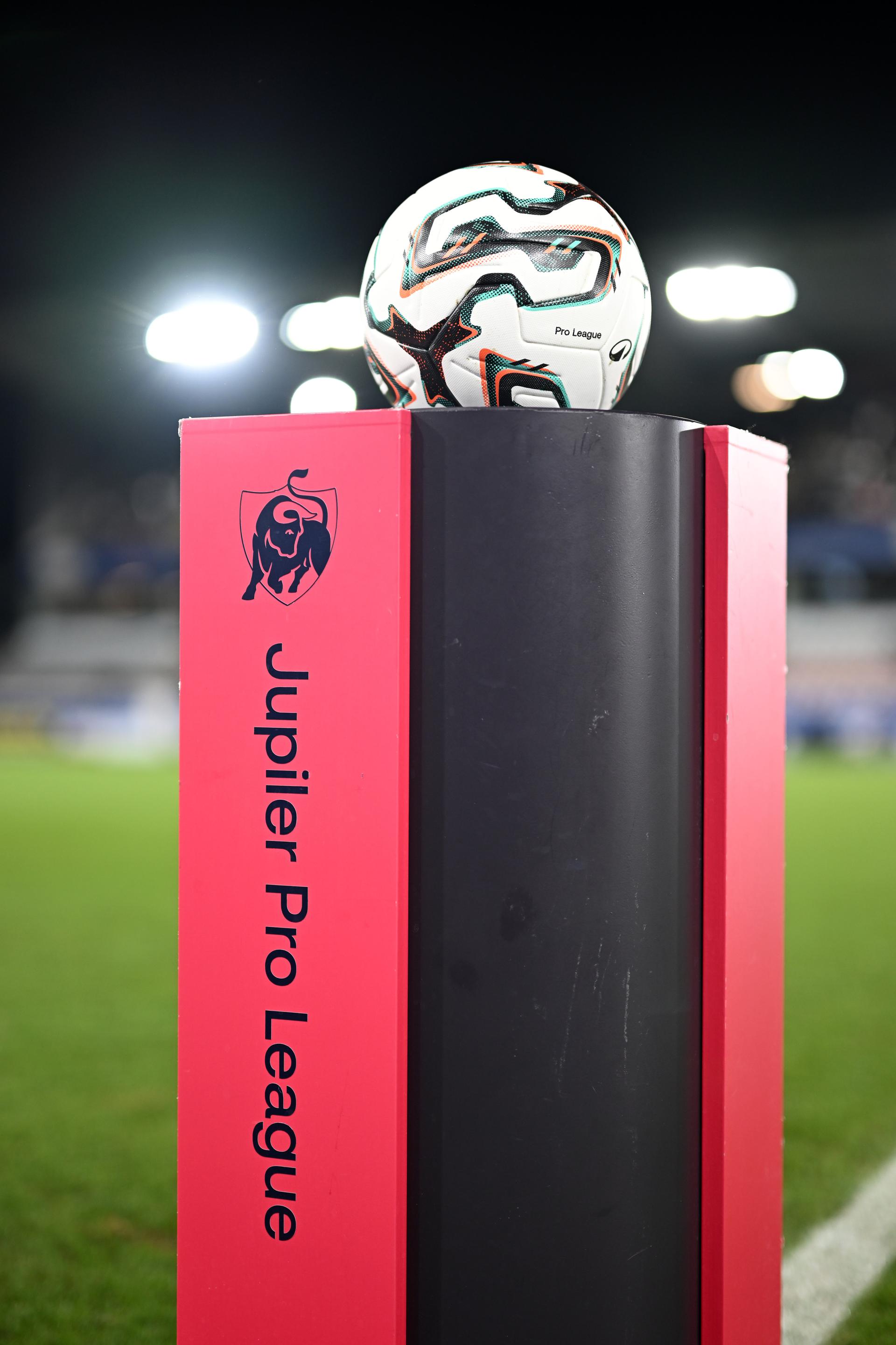Illustration picture showing a ball taken before a soccer match between Oud-Heverlee Leuven and Cercle Brugge, Sunday 21 December 2025 in Leuven, on day 19 of the 2025-2026 'Jupiler Pro League' first division of the Belgian championship. BELGA PHOTO MAARTEN STRAETEMANS