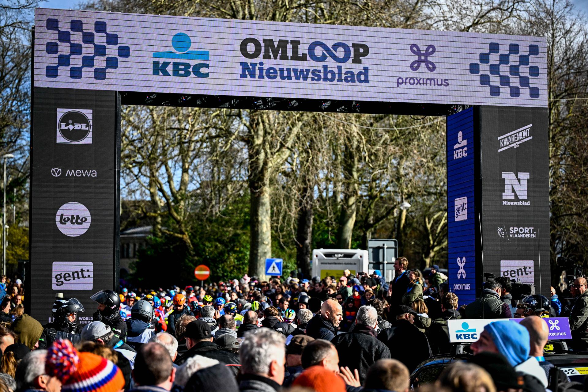 Illustration picture shows the start of the 78th edition of the men's one-day cycling race Omloop Het Nieuwsblad, 207,3 km from Gent to Ninove, Saturday 25 February 2023. BELGA PHOTO JASPER JACOBS