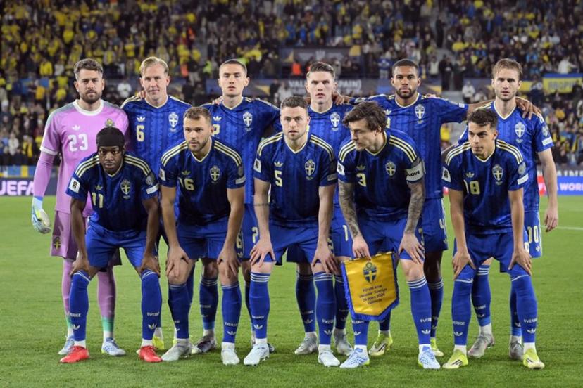 (From L) Sweden's goalkeeper #23 Kristoffer Nordfeldt, Sweden's midfielder Anthony Elanga, Sweden's defender #06 Herman Johansson, Sweden's midfielder #16 Jesper Karlstrom, Sweden's defender #02 Gustaf Lagerbielke, Sweden's defender #05 Gabriel Gudmundsson, Sweden's forward Viktor Gyokeres, Sweden's defender Victor Lindelof, Sweden's defender #04 Isak Hien, Sweden's midfielder #18 Yasin Ayari and Sweden's forward #07 Benjamin Nygren pose for a team phote before the 2026 World Cup qualifiers Europe zone semifinal football match between Ukraine and Sweden at Ciutat de Valencia Stadium in Valencia on March 26, 2026.  Jose JORDAN / AFP