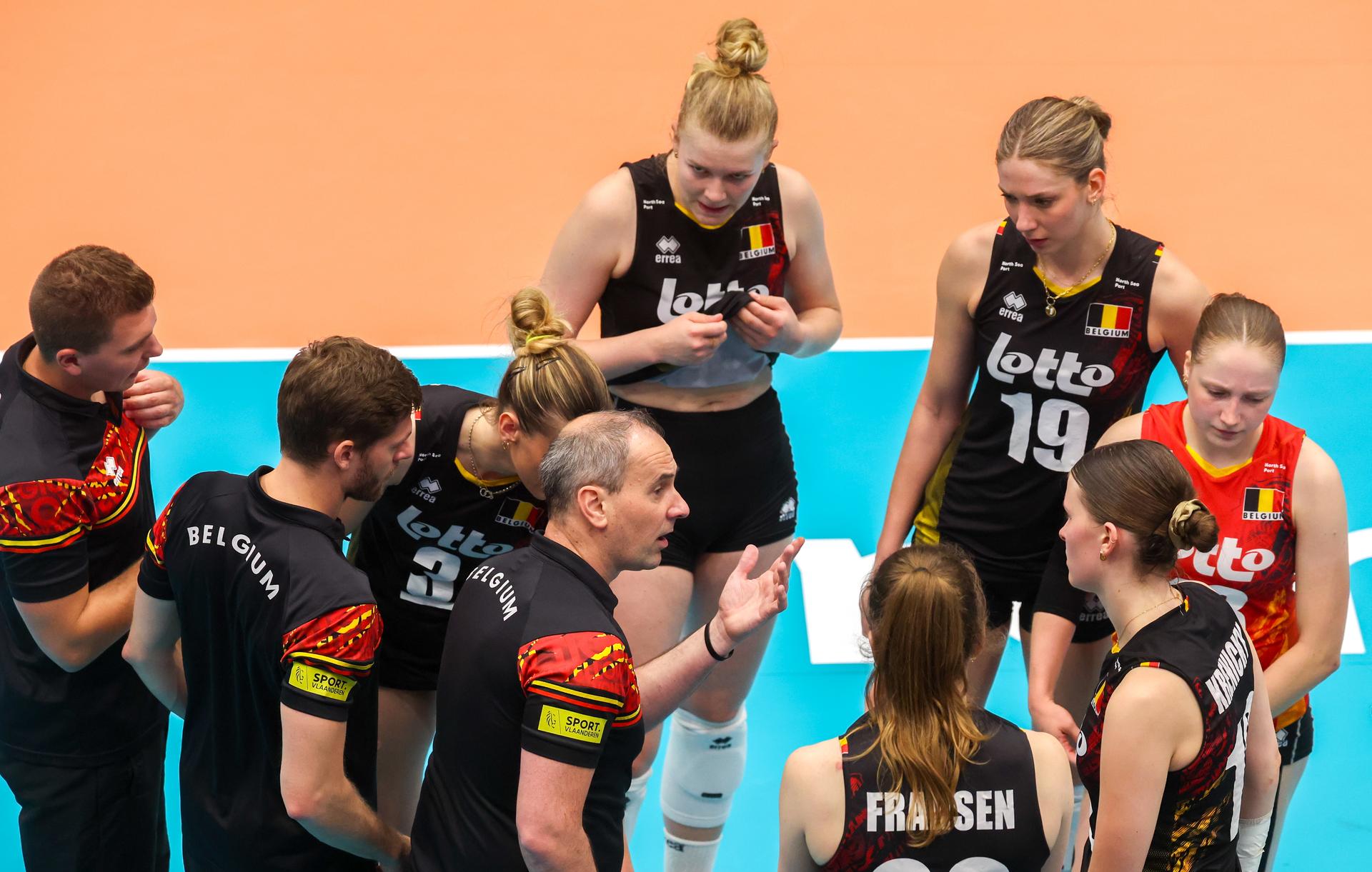 Belgium's head coach Kris Vansnick talks during a volleyball match between Belgium's national women's volleyball team, the Yellow Tigers, and the Estonian national women's volleyball team, in match 3/6 of the League Round of the European Golden League women, in Beveren, Friday 24 May 2024. BELGA PHOTO VIRGINIE LEFOUR