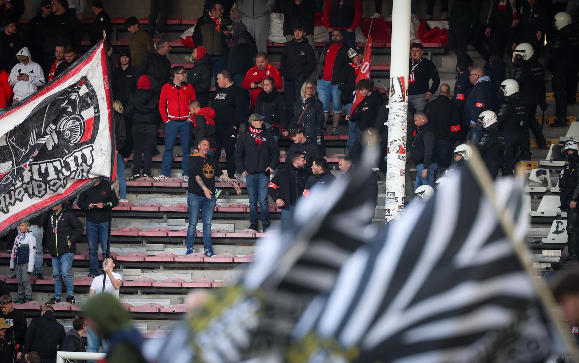 Standard's supporters pictured during a soccer match between Sporting Charleroi and Standard de Liege, Sunday 06 April 2025 in Charleroi, on day 2 (out of 10) of the Europe Play-offs of the 2024-2025 'Jupiler Pro League' first division of the Belgian championship. BELGA PHOTO VIRGINIE LEFOUR