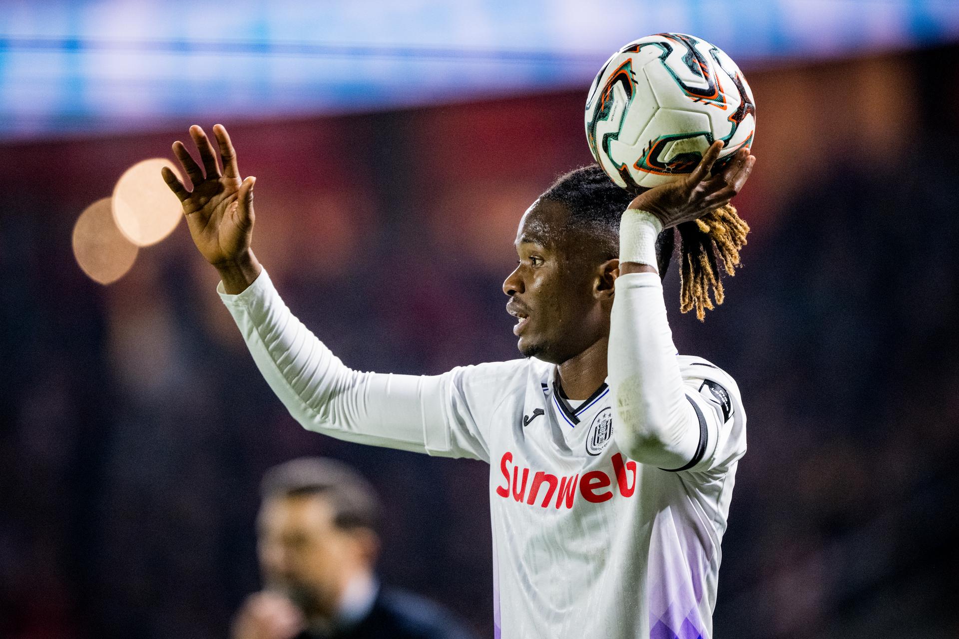 Anderlecht's Moussa N'Diaye pictured in action during a soccer match between Royal Antwerp FC and RSC Anderlecht, Sunday 21 December 2025 in Antwerp, on day 19 of the 2025-2026 'Jupiler Pro League' first division of the Belgian championship. BELGA PHOTO JASPER JACOBS
