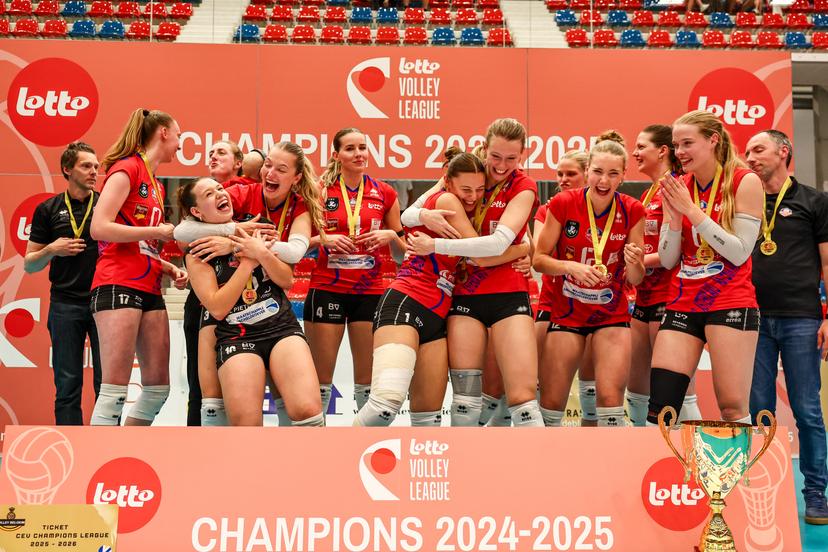 Asterix' players celebrates after winning the match between Asterix AVO Beveren and Darta Bevo Roeselare, a Play-off Final (belle, best-of-3) game in the Lotto Volley League women, Thursday 01 May 2025 in Beveren. BELGA PHOTO DAVID PINTENS