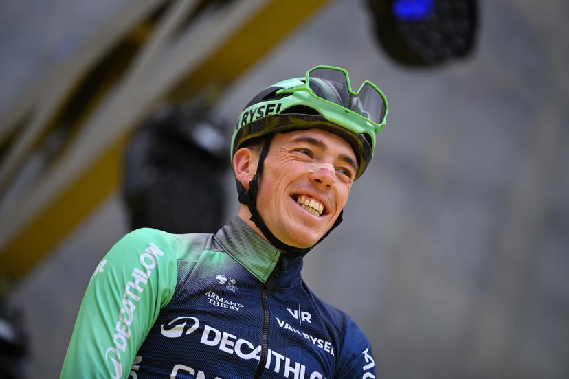 Belgian Stan Dewulf of Decathlon CMA CGM Team pictured at the start of the men's race of the 'Ronde van Vlaanderen/ Tour des Flandres/ Tour of Flanders' UCI WorldTour one day cycling race, 278 km from Antwerp to Oudenaarde, Sunday 05 April 2026. BELGA PHOTO ELIAS ROM