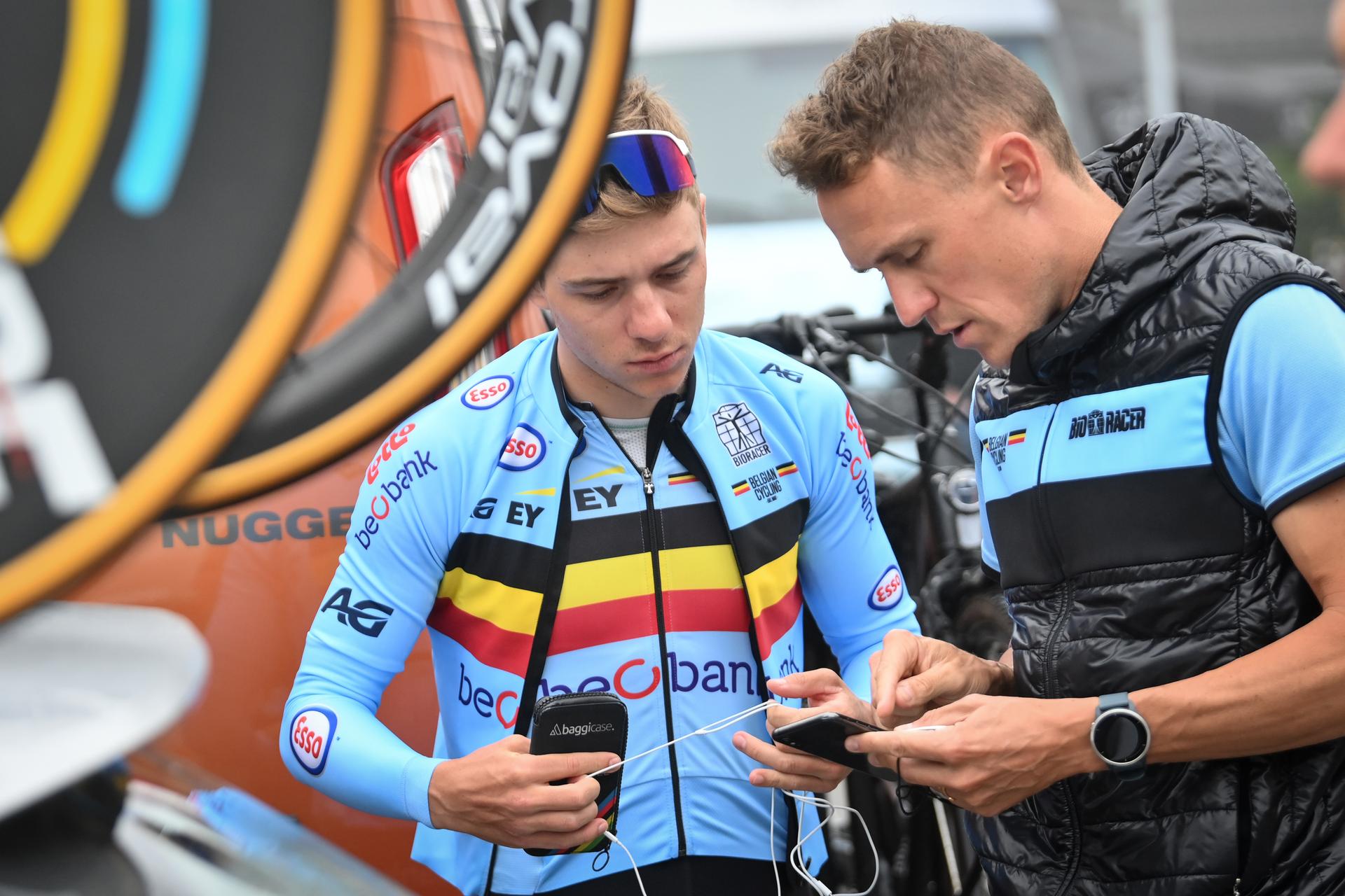 Belgian Remco Evenepoel of Deceuninck - Quick-Step and Former Belgian cyclist Serge Pauwels pictured ahead of a training session ahead of the UCI World Championships Road Cycling Flanders 2021, in Brugge, Friday 17 September 2021. The World Championships take place from 19 to 26 September 2021, in several cities in Flanders, Belgium. BELGA PHOTO DAVID STOCKMAN