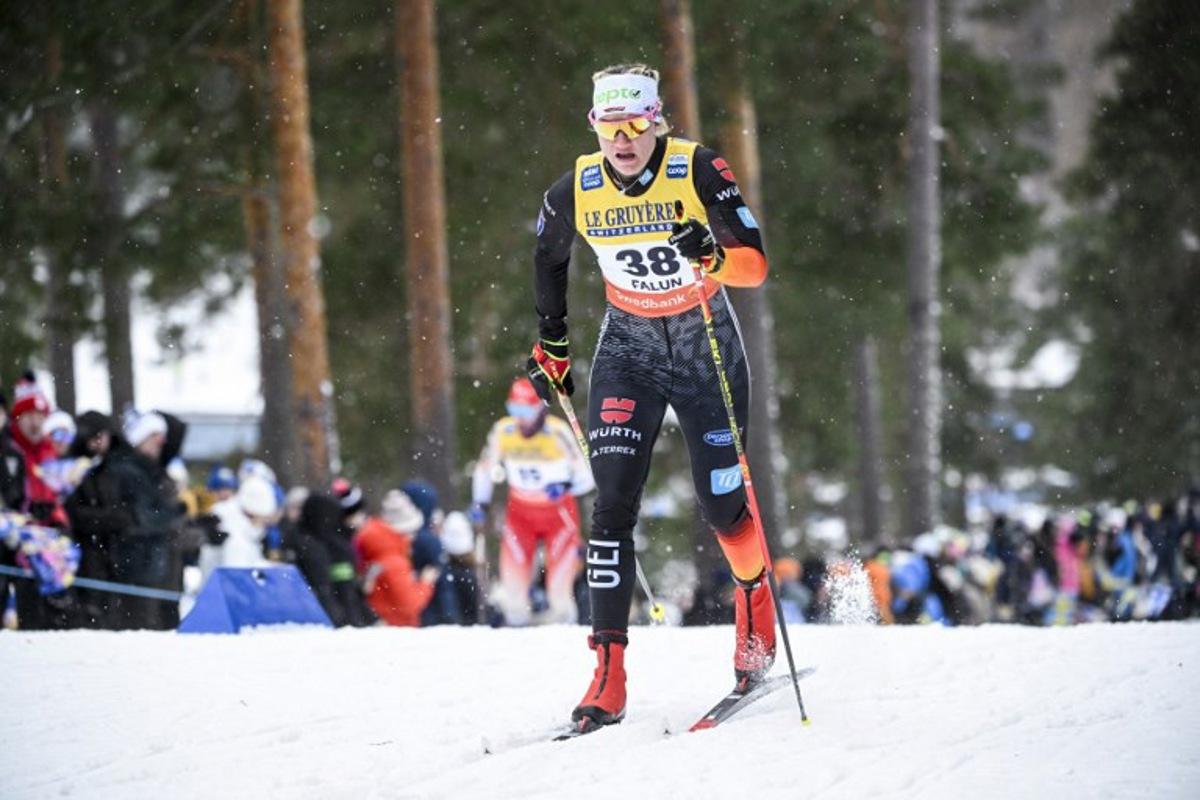 Thrid placed Germany's Victoria Carl competes in the Women's Interval Start 10.0 km Classic race of the FIS Cross-Country World Cup in Falun, Sweden, on February 15, 2025.    Fredrik SANDBERG / TT News Agency / TT NYHETSBYRÅN / AFP