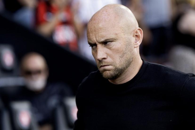 Hibernian FC's Scotish head coach David Gray reacts during the second qualifying round (1st leg) football match between between FC Midtjylland and Hibernian FC at the MCH Arena in Herning on July 24, 2025.  Bo Amstrup / Ritzau Scanpix / AFP