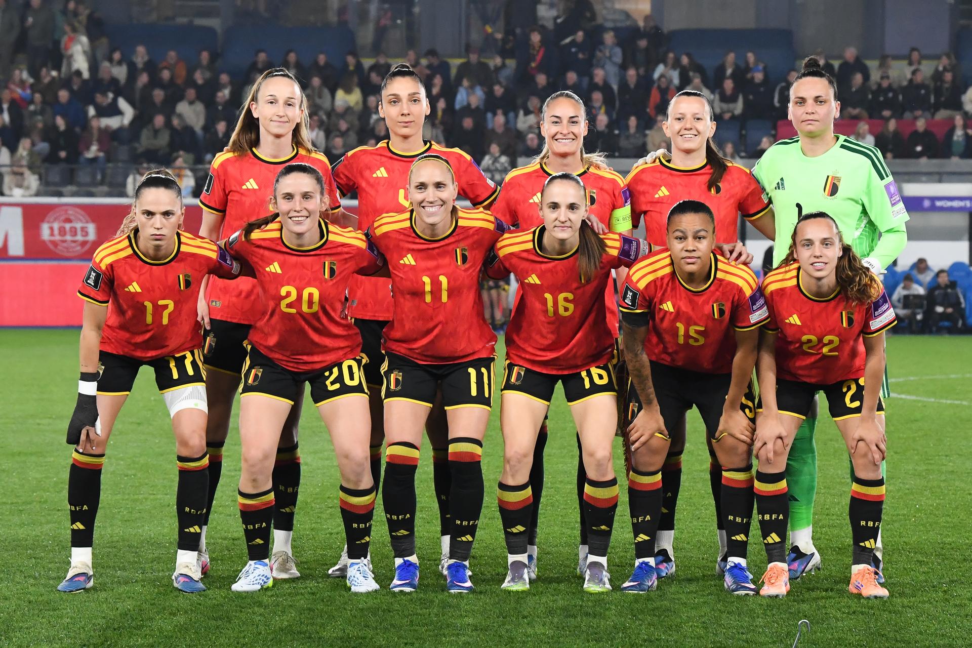 Belgium's players pictured before a soccer game between Belgium's national women's team the Red Flames and Scotland, on Saturday 18 April 2026 in Leuven, in the fourth of six games of the qualifiers for the 2027 FIFA Women's World Cup. BELGA PHOTO JILL DELSAUX
