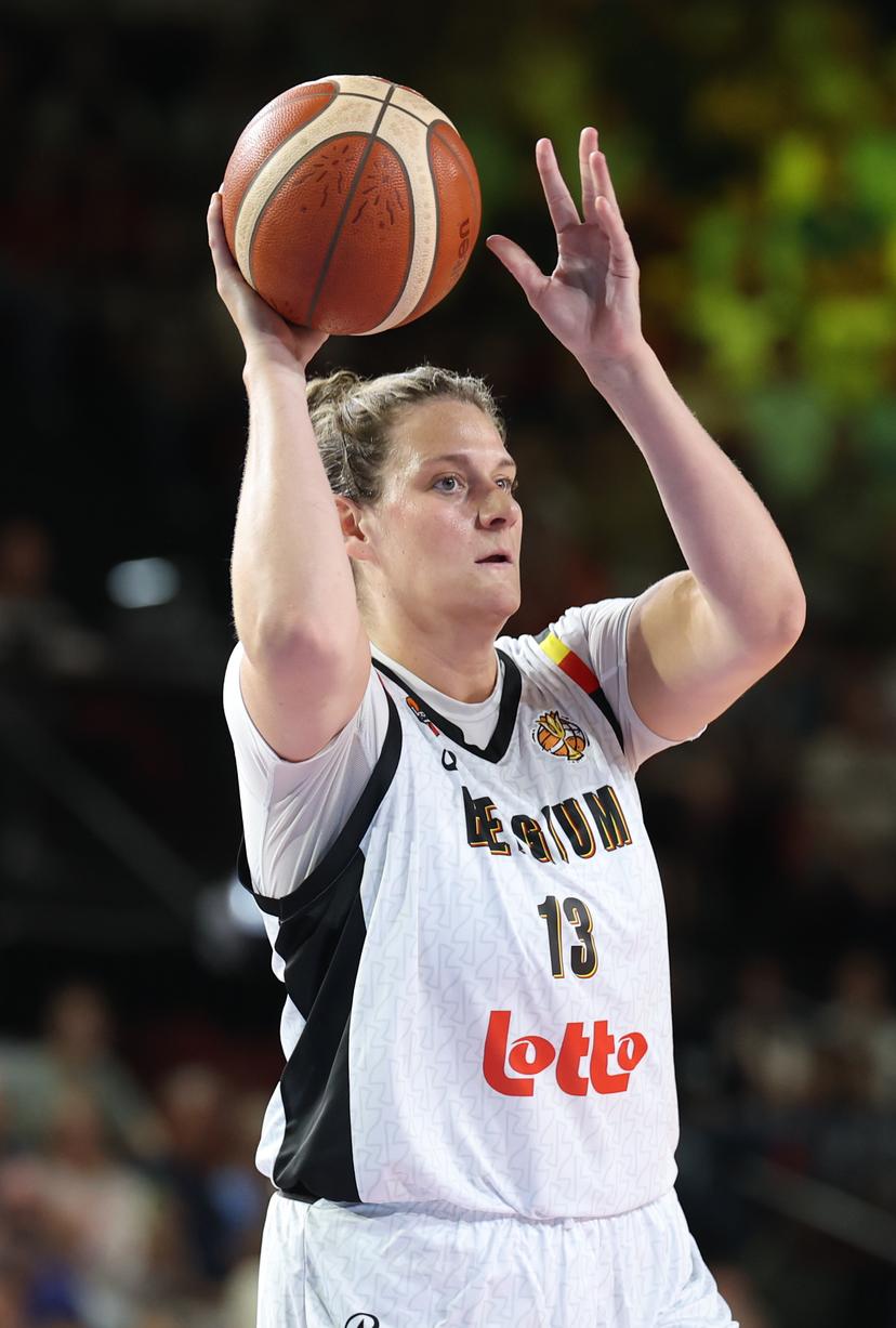 Belgium's Kyara Linskens fights for the ball during a friendly basketball international game between Belgian Cats and Japan, in Oostende, on Friday 28 August 2026. BELGA PHOTO VIRGINIE LEFOUR