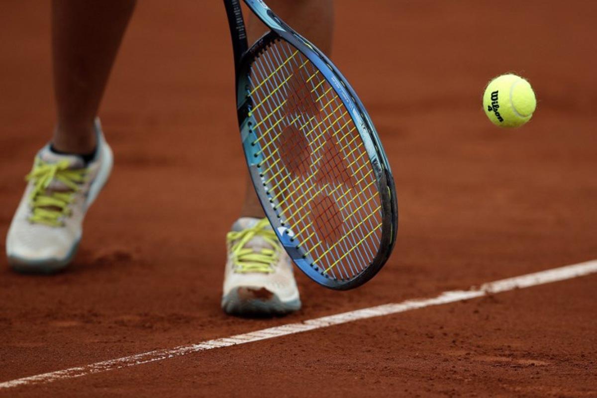 Argentina's Lourdes Arce returns the ball to Canada's Rebecca Marino during the women's singles semifinals tennis match at the Pan American Games Santiago 2023 in the Tennis Centre of the National Stadium Sports Park in Santiago on October 28, 2023. Javier TORRES / AFP