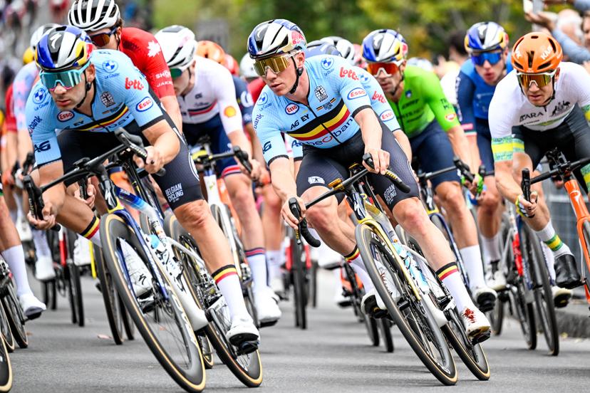 Belgian Gianni Vermeersch and Belgian Remco Evenepoel are pictured in action during the elite men Road Race race (273,7 km) at the cycling World Championship, in Montreal, Canada, Sunday 27 September 2026. The UCI road world championships are taking place from 20 to 27 September, in Montreal, Canada. BELGA PHOTO JASPER JACOBS