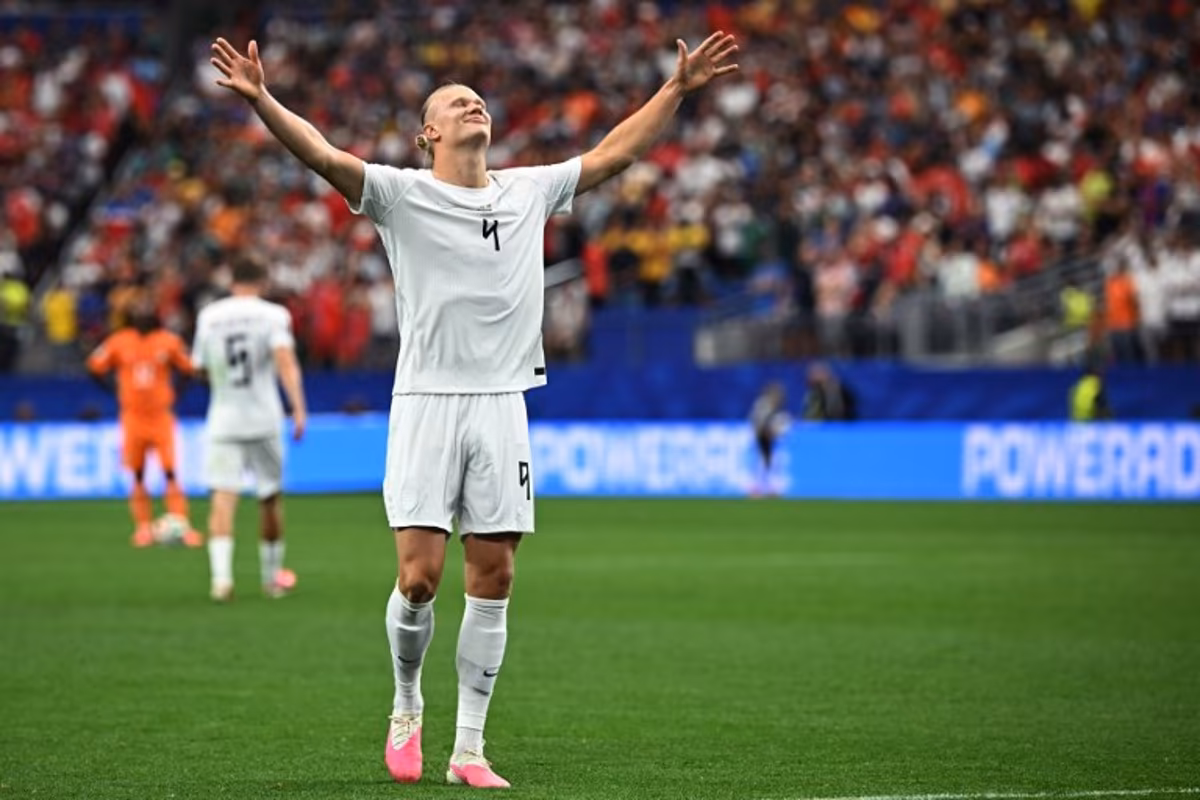 Norway's forward #09 Erling Braut Haaland celebrates after scoring his team's second goal during the 2026 World Cup round of 32 football match between Ivory Coast and Norway at the Dallas Stadium in Arlington on June 30, 2026. Paul ELLIS / AFP