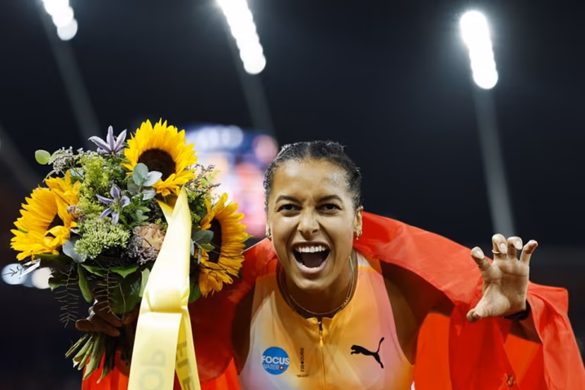 Switzerland's Audrey Werro celebrates after winning the women's 800m during the IAAF Diamond League athletics meeting, at the Letzigrund Stadium, in Zurich on August 27, 2026. Stefan Wermuth / AFP