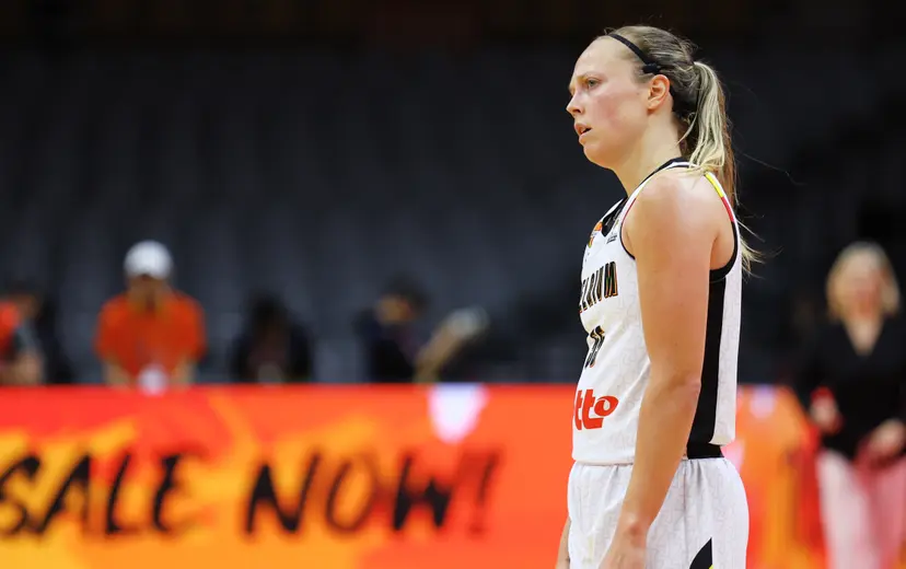 Belgium's Julie Allemand pictured during a basket game between Belgium's national team Belgian Cats and Czech Republic, in Wuhan, China, on Tuesday 17 March 2026, the fifth game (out of 5) of the qualifications phase for the World Cup Basket tournament. BELGA PHOTO NIKOLA KRSTIC