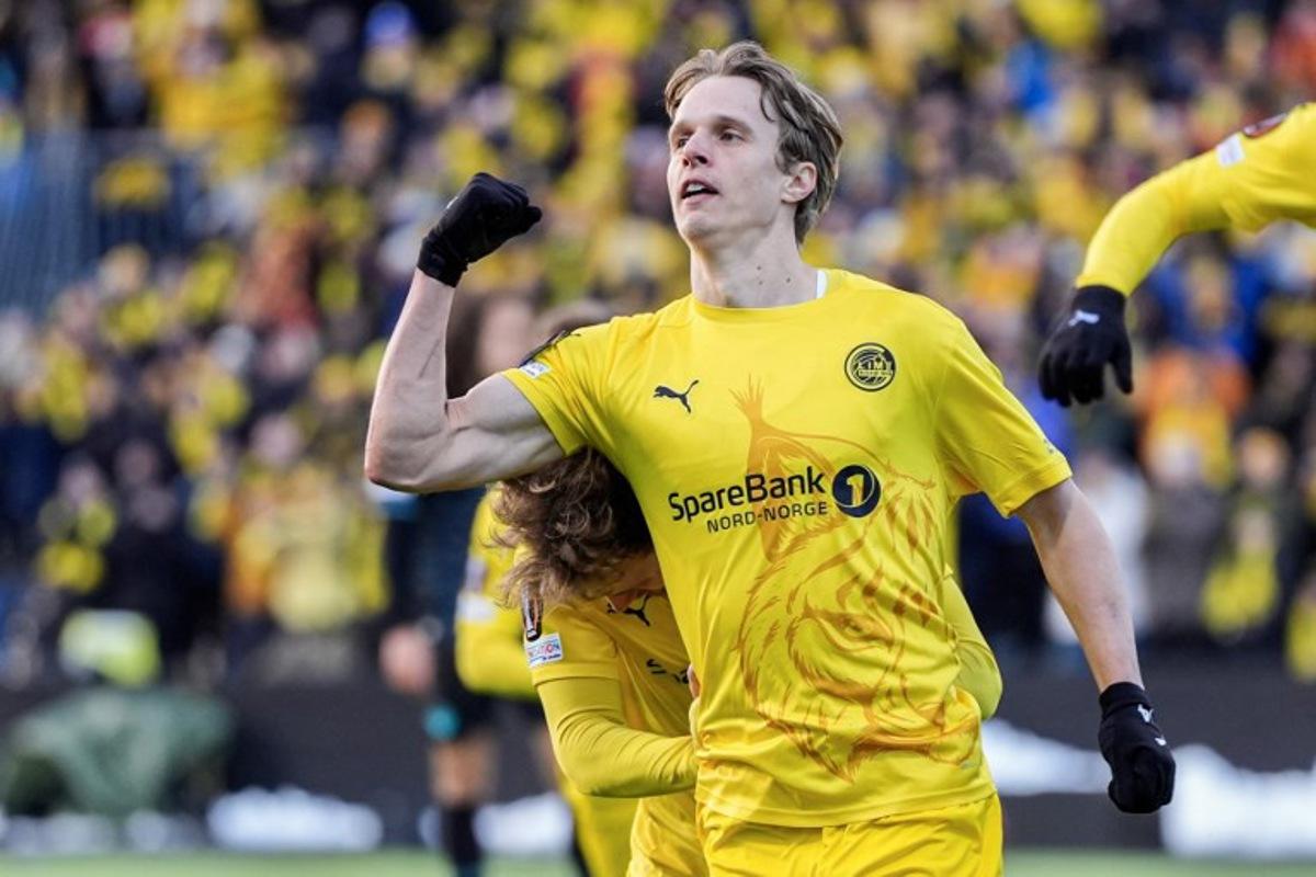 Bodoe/Glimt's Norwegian midfielder #14 Ulrik Saltnes celebrates his 1-0 during the UEFA Europa League Quarter Final, 1st leg football match Bodo/Glimt v S S Lazio in Bodo, Norway, on April 10, 2025. Lise Åserud / NTB / AFP