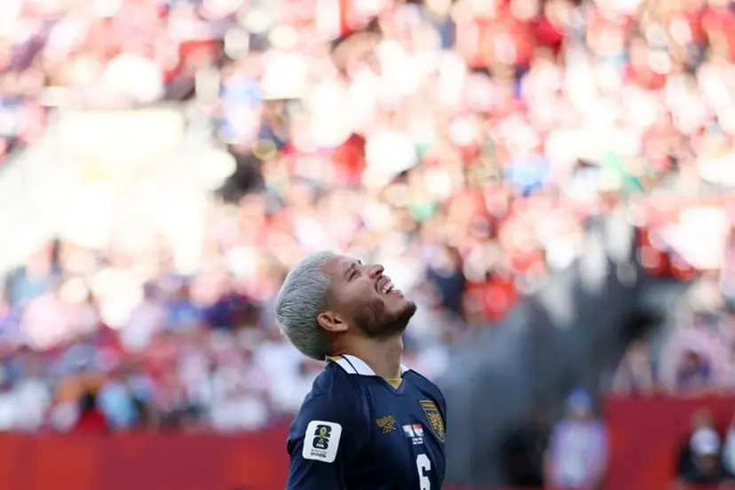 Panama's midfielder #06 Cristian Martinez reacts to a missed chance during the 2026 World Cup Group L football match between Panama and Croatia at the Toronto Stadium in Toronto on June 23, 2026. Cole Burston / AFP