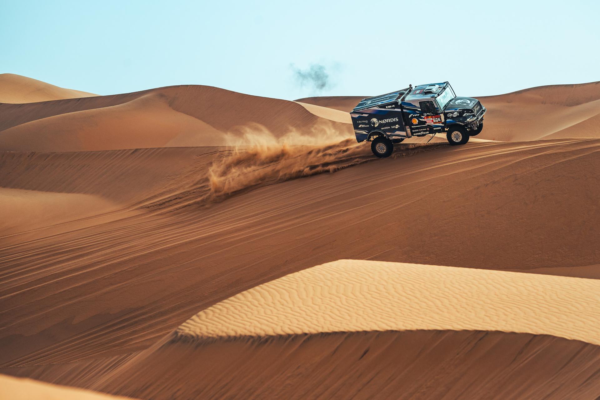 ATTENTION EDITORS - HAND OUT PICTURES - EDITORIAL USE ONLY - MANDATORY CREDIT: 'Team De Rooy' --- Hand out picture released by Eric Dupain shows Vaidotas Zala, Paulo Fiuza, Max Van Grol during stage 11 of the 2026 Dakar rally race in Al Henakiyah, Saudi Arabia on Thursday 15 January 2026. *** Belga and Belga Editorial Board decline all responsibility regarding the content of this picture. *** PHOTO HAND OUT - TEAM DE ROOY